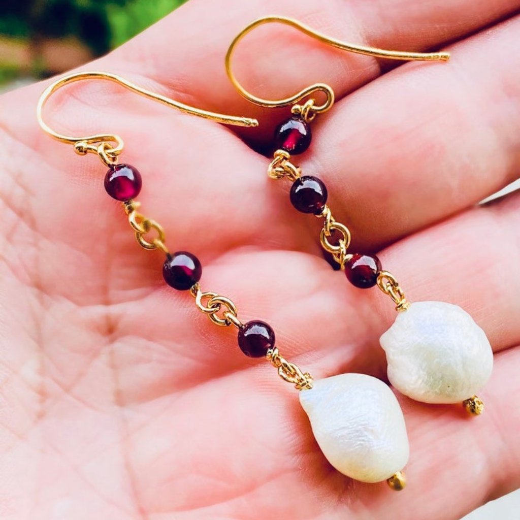 Natural Garnet Pearl Healing Stone Earrings 925 Ss